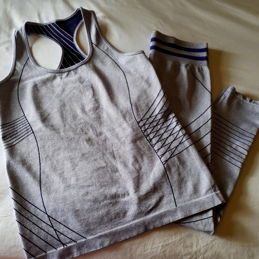 Fabletics Top & Leggings Set - Medium